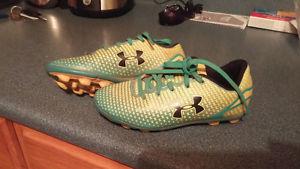 Soccer Cleats - Under Armour - Size 13 youth