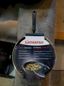 Starfit 12" cooker. 4.8 qt. Brand new.