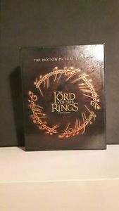 THE LORD OF THE RINGS TRILOGY BLU-RAY