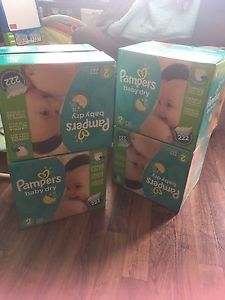 Unopened Size 2 pampers baby dry 222 count