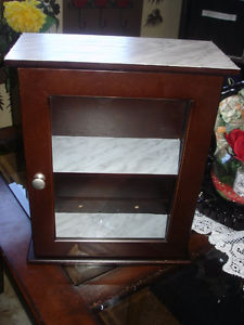 Wall-Hanging Cabinet