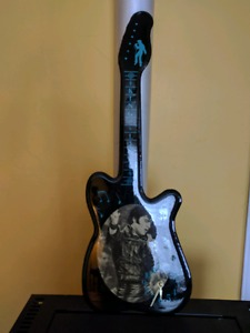 clock guitar