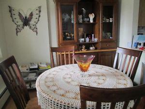 dining room set - table/chairs/hutch (REDUCED IN PRICE)
