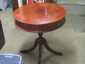 s DUNCAN PHYFE LARGE DRUM LAMP TABLE WITH DRAWER $
