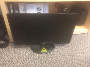20" Acer s200HQL used but works perfectly.