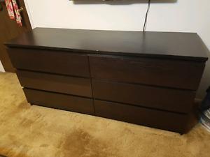 $ 40 - Malm 6 drawer dresser