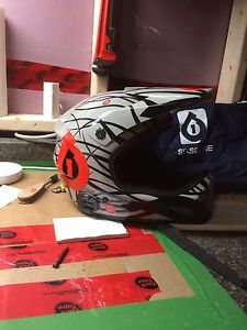 661 mountain bike helmet - mint