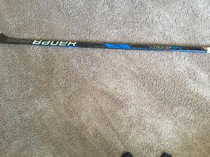 Bauer 1N hockey stick right hand