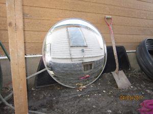 Convex Mirror with mounting bracket
