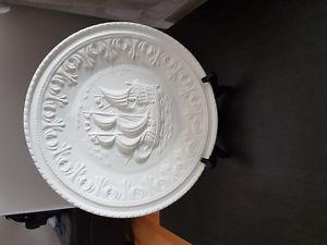 Decorative plate with stand
