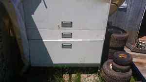 For sale: Filing cabinet with top unit sliding door