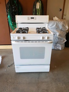 GE Gas Stove- sold pending pickup