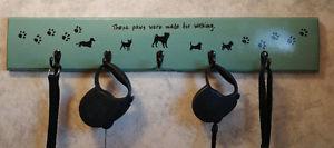 Hand painted leash holder