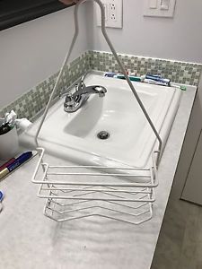 Hanging shower caddy, great shape