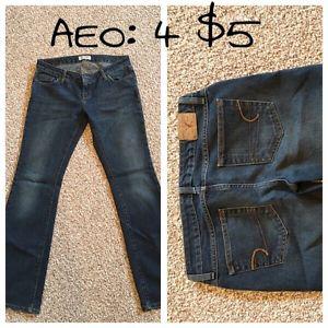 Jeans