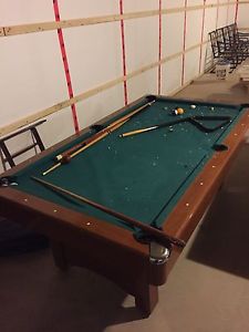 Pool table for free ***pending pickup***