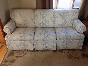 Pull out couch - pickup only