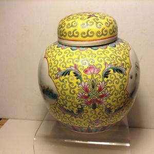 Very Fine Antique Chinese 5" Lidded Porcelain Ginger Jar w/