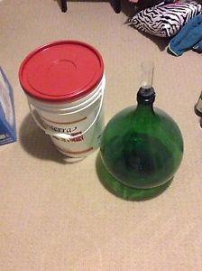 Wine carboy and primary