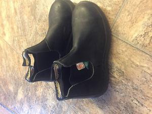 6.5 Blundstone CSA steel toe boots