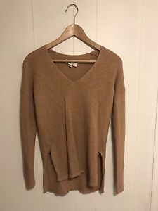 Aritzia Sweaters XS