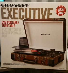 Crosley executive USB portable turntable