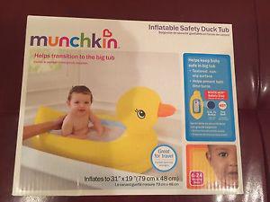 Inflatable safety duck tub