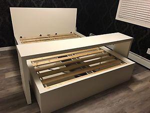 MALM IKEA QUEEN BED W/ 4 storage boxes