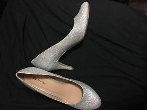 NEW - Formal glittery heels