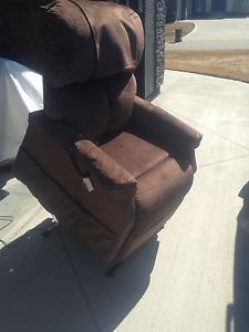 NEW Power Lift Chair Recliner - for taller person