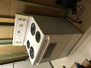 Stove/oven in great working condition