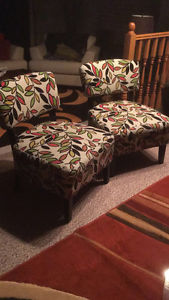 Tow Accent Chair