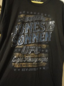 UFC Shirt Jones vs Sonnen Limited Ed. Shirt New