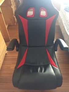 Wanted: OFFICE/GAMING CHAIR