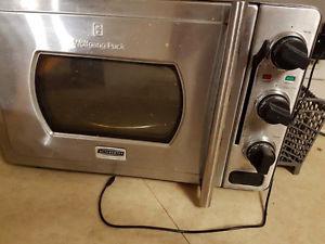 Wolfgang Puck Oven for sale!