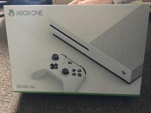 Xbox One S, controller and NHL 15