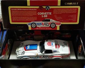 1/18 Corvette L- by Carousel 1