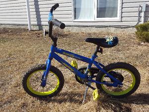 2 Kids bikes for sale 14" Huffy $" Supercycle $20