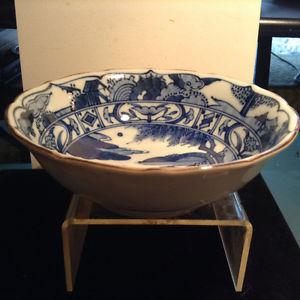 Antique Chinese Export Porcelain Bowl w/ Mar