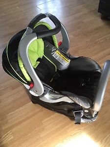 Baby trend car seat and base