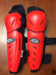 FOR SALE: Troy Lee Designs Lopes Signature Knee Pads