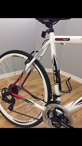 Giordano/Shimano Hybrid Bike