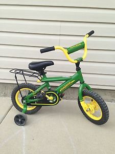 John Deere 12" Bike