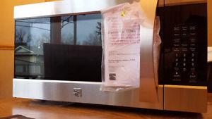 Kenmore Elite 2.2cu Microwave - Stainless steel-Brand New!