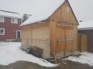 Large shed insulated and with electricity