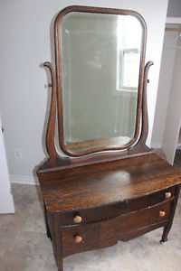 Lovely old dark oak dresser with mirror and two drawers