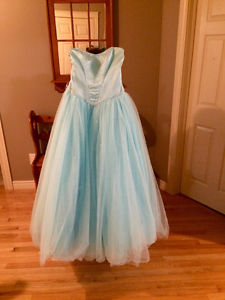 Prom Dress Size 4