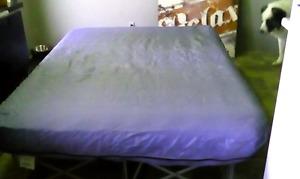 Queen size air mattress w frame
