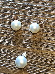 Real pearl and diamond earring set with pendant
