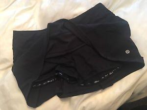 Size 10 lulu lemon skort